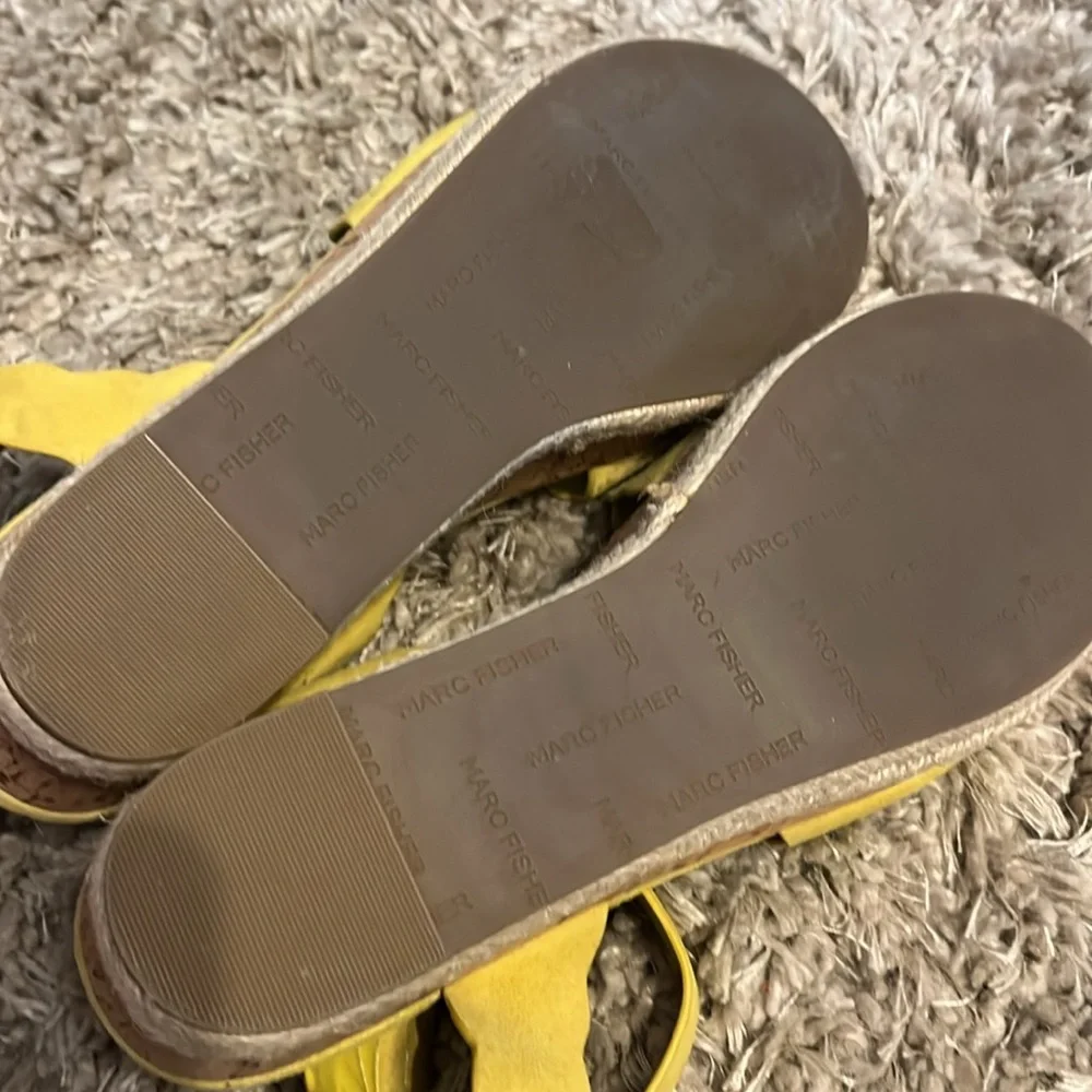🎉Marc Fisher Faitful yellow Platform Sandals Size 8.5 - Picture 4 of 5